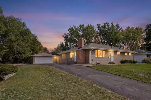 10301 Vincent Ave S, Bloomington, MN 55431