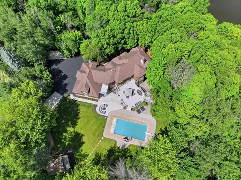 1525 6th Ave N, Orono, MN 55356