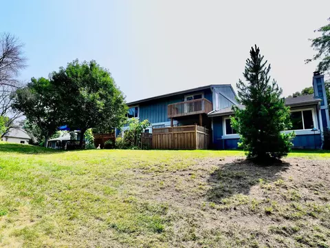 110956 Von Hertzen Cir #56, Chaska, MN 55318