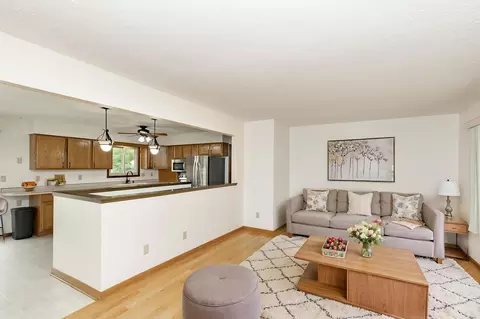 Living - 2544 Arrowhead Rd S, Fargo, ND 58103 photo 3 of 5