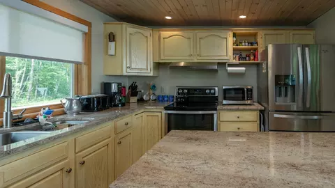 Kitchen - 50326 217th Ave, Mcgregor, MN 55760 photo 4 of 4