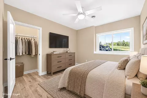 Bedroom - 8602 Maynard Pl, Duluth, MN 55808 photo 4 of 4