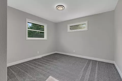 Bedroom - 1060 44th St SE, Willmar, MN 56201 photo 2 of 3