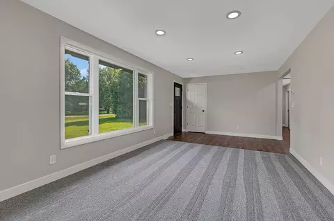 Living - 1060 44th St SE, Willmar, MN 56201 photo 1 of 3