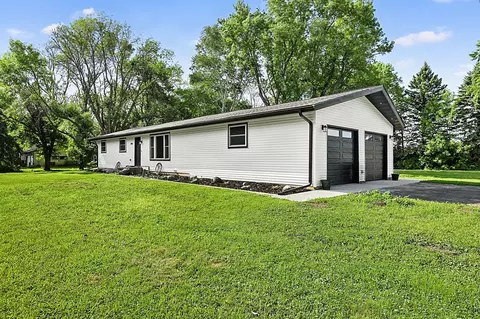 Exterior - 1060 44th St SE, Willmar, MN 56201 photo 4 of 4