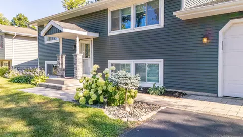 10225 99th Ave N, Maple Grove, MN 55369