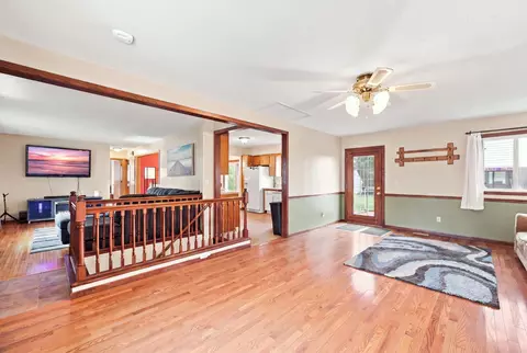 Living - 2107 Shale Ln, Eagan, MN 55122 photo 2 of 3