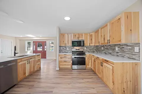 Kitchen - 7101 Willow Rd, Maple Grove, MN 55369 photo 2 of 4