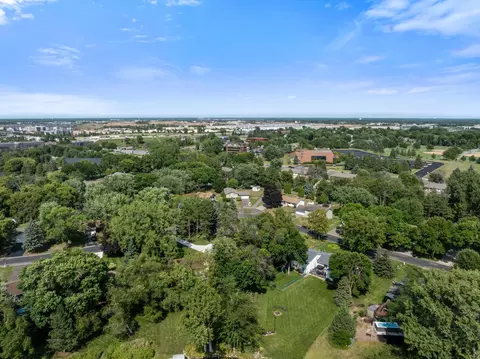 View/Area - 7101 Willow Rd, Maple Grove, MN 55369 photo 6 of 16