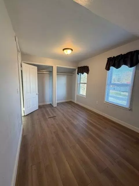 Bedroom - 101 5th Ave E, Lisbon, ND 58054 photo 2 of 3