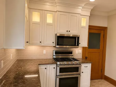 Kitchen - 1325 6th Ave N, Windom, MN 56101 photo 5 of 6
