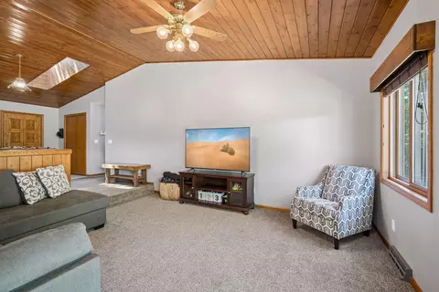 Living - 21946 Oak Heights Cir, Cold Spring, MN 56320 photo 3 of 4