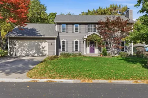 11828 Boulder Bay Rd, Eden Prairie, MN 55344
