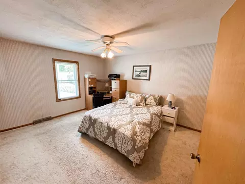 Bedroom - 7450 36th St NE, Willmar, MN 56201 photo 1 of 4