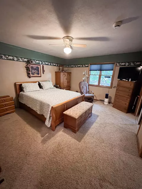 Bedroom - 7450 36th St NE, Willmar, MN 56201 photo 3 of 4