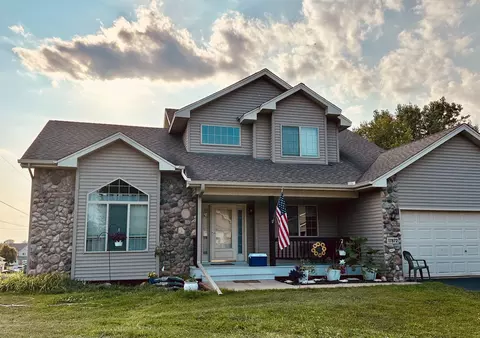 17872 Tyler St NW, Elk River, MN 55330
