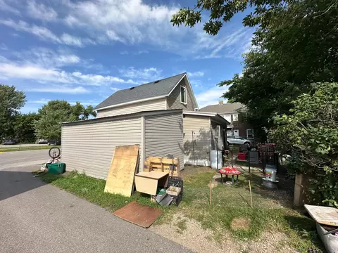 314 4th St E, Thief River Falls, MN 56701 photo 3