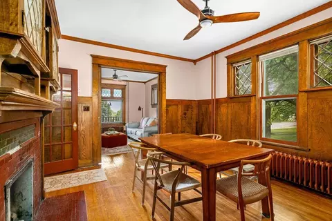 Dining - 1101 E 4th St, Duluth, MN 55805 photo 2 of 3