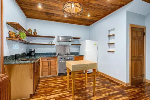 Kitchen - 1101 E 4th St, Duluth, MN 55805 photo 2 of 2