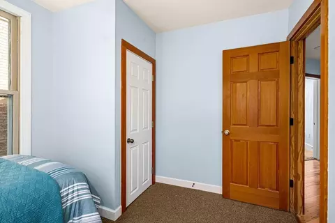 Bedroom - 1101 E 4th St, Duluth, MN 55805 photo 2 of 5