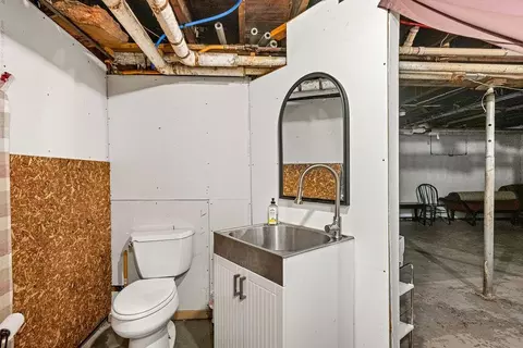 Bath - 1101 E 4th St, Duluth, MN 55805 photo 2 of 2
