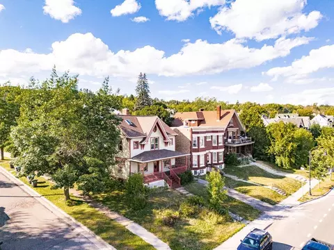 View/Area - 1101 E 4th St, Duluth, MN 55805 photo 2 of 10