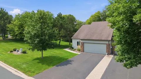2501 Lockwood Dr #60, Mendota Heights, MN 55120