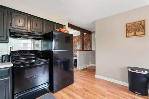 Kitchen - 3869 Sandberg Rd, Duluth, MN 55810 photo 2 of 3