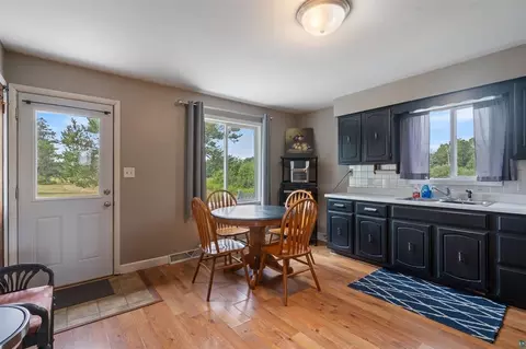 Kitchen - 3869 Sandberg Rd, Duluth, MN 55810 photo 3 of 3