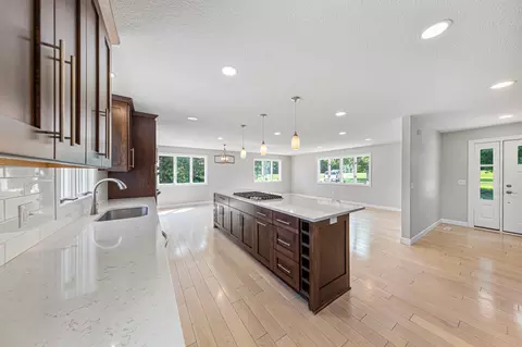 Kitchen - 2518 14th St NE, Faribault, MN 55021 photo 8 of 10