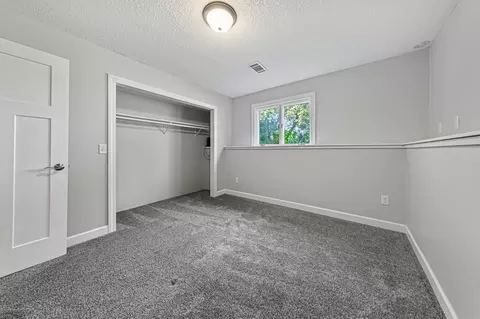 Bedroom - 2518 14th St NE, Faribault, MN 55021 photo 6 of 8