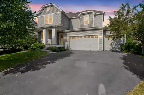 11624 Ivywood Cir, Woodbury, MN 55129