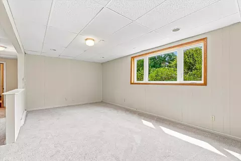 Living - 2219 Windsor Rd, Saint Cloud, MN 56301 photo 3 of 4