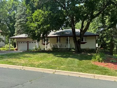 5840 Tennison Dr NE, Fridley, MN 55432