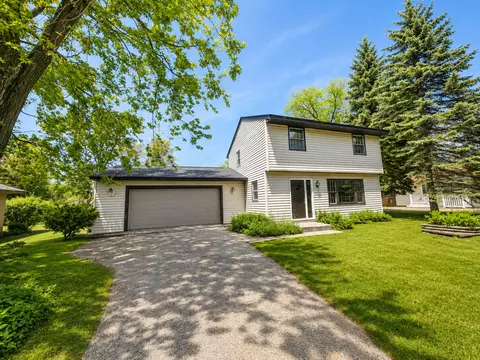 337 104th Ln NE, Blaine, MN 55434