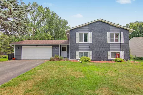 7432 Drew Ave N, Brooklyn Park, MN 55443
