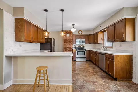 Kitchen - 7471 30th St NE, Saint Michael, MN 55376 photo 1 of 5