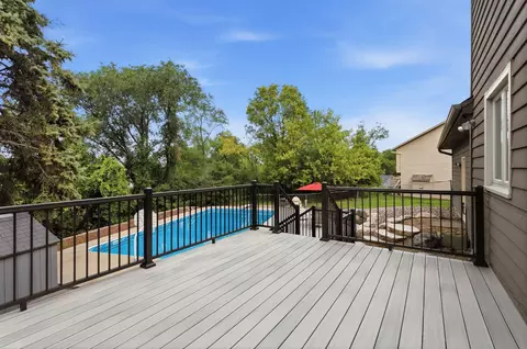 Exterior - 1467 Kings Crst, Eagan, MN 55122 photo 11 of 13