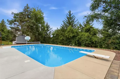 Exterior - 1467 Kings Crst, Eagan, MN 55122 photo 9 of 13