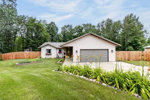 35695 Brookside Ln, Cohasset, MN 55721