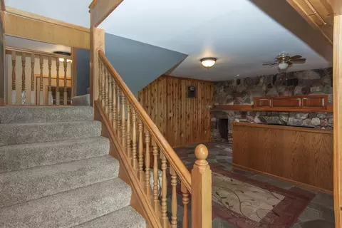 Entry Way - 18422 483rd St, Mcgregor, MN 55760 photo 2 of 4