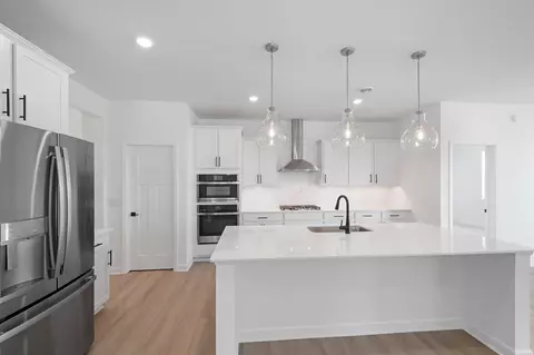 Kitchen - 20175 68th Pl, Corcoran, MN 55340 photo 2 of 3