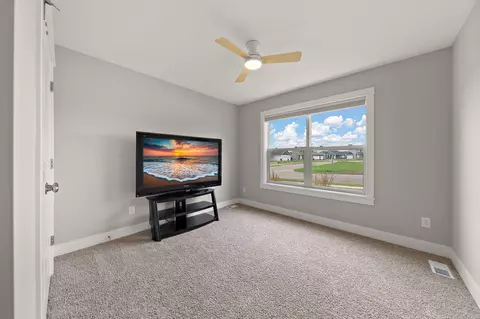 Bedroom - 271 Eagle Ridge Dr, Roberts, WI 54023 photo 6 of 7