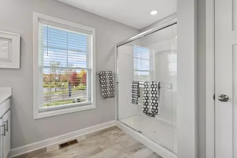 Bath - 3483 Trails End Cir, Eagan, MN 55123 photo 1 of 2