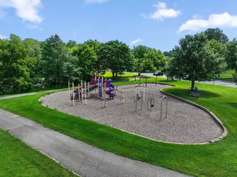 View/Area - 3483 Trails End Cir, Eagan, MN 55123 photo 2 of 3