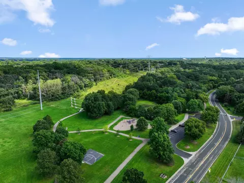View/Area - 3483 Trails End Cir, Eagan, MN 55123 photo 1 of 3