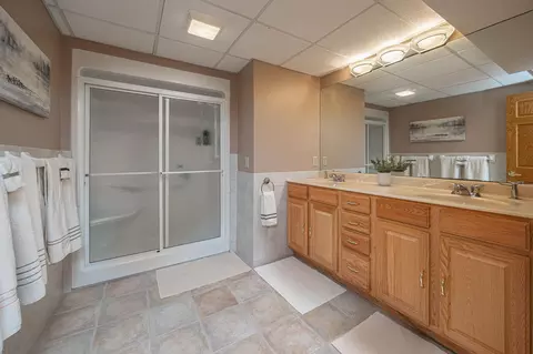 Bath - 4249 Timber Dr NW, Hackensack, MN 56452 photo 3 of 3