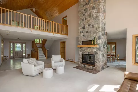 Living - 4249 Timber Dr NW, Hackensack, MN 56452 photo 5 of 10