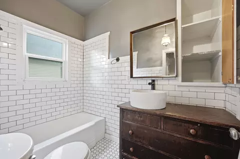 Bath - 403 14th St S, Fargo, ND 58103 photo 1 of 1