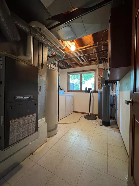 Other - 404 Crescent Dr, Albert Lea, MN 56007 photo 3 of 4
